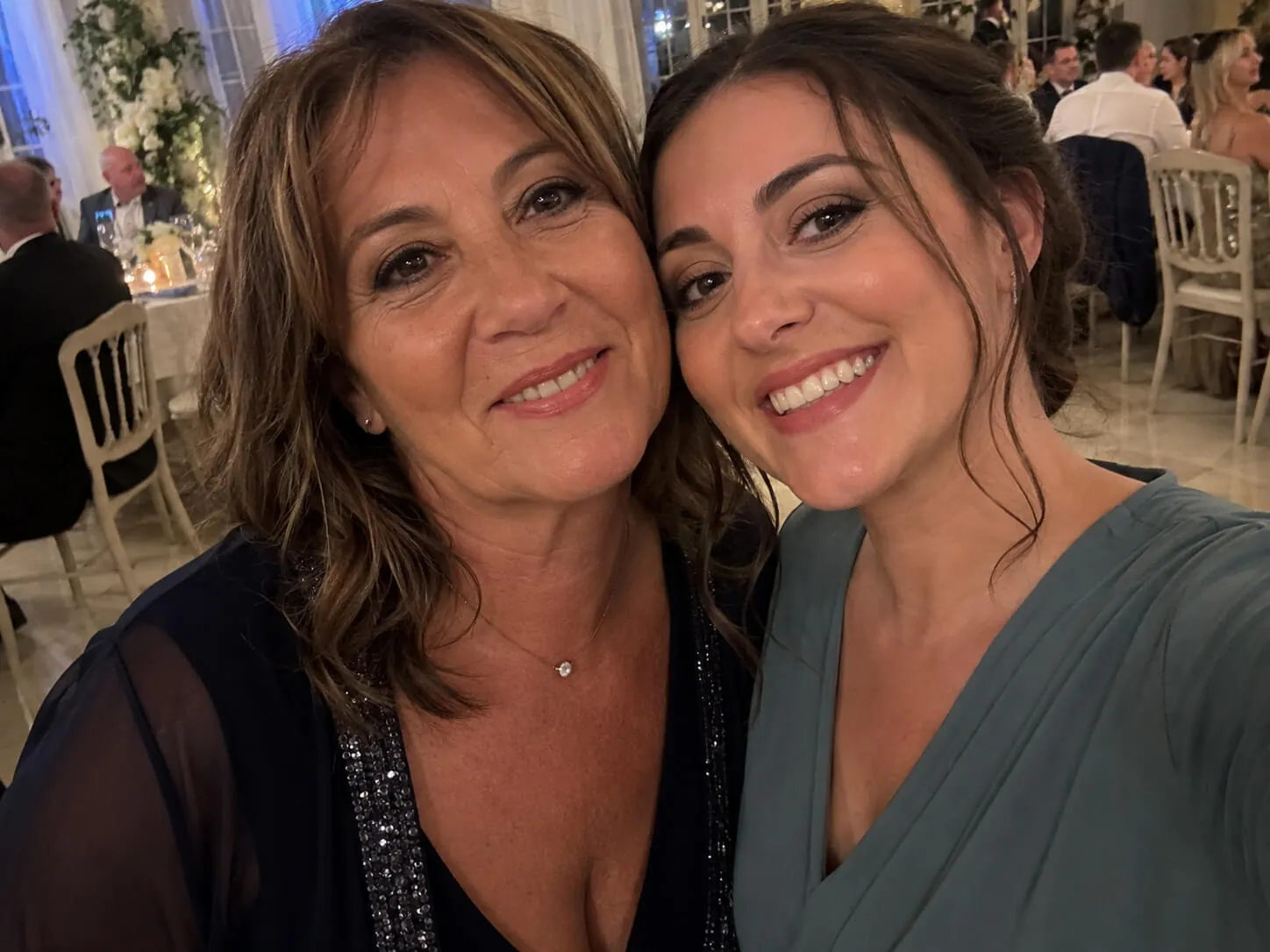 Photo d'un binôme retrouvé lors d'un mariage